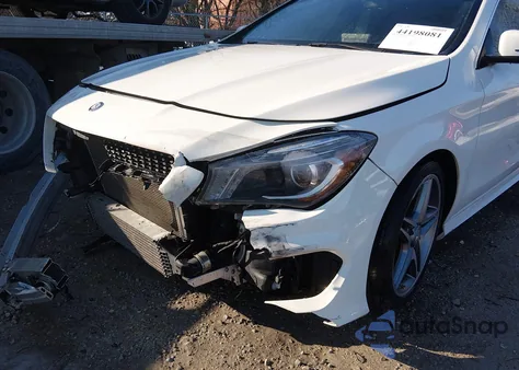 2015 Mercedes-Benz Cla 250 4Matic z USA, uszkodzony, nr VIN WDDSJ4GB7FN173620